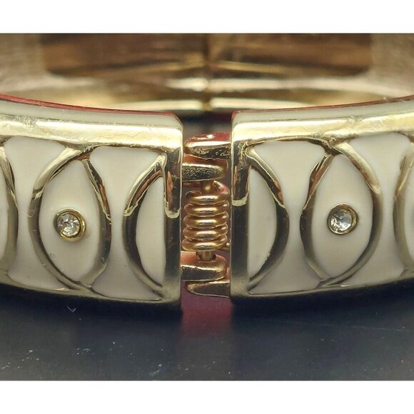 Beautiful Gold Tone & White Enamel Hinged Bangle Bracelet Tiny Rhinestone Accent - Picture 11 of 12